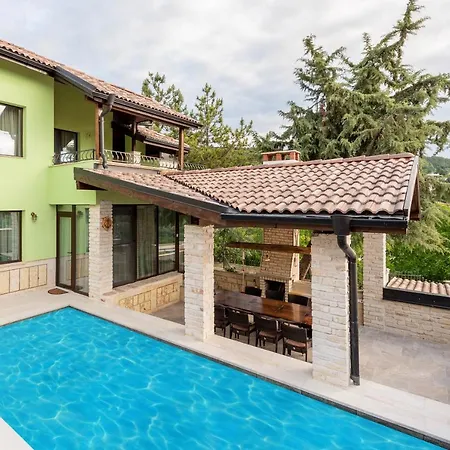 Apple - 3 Bedroom Luxury With Prv Pool & Bbq Villa *