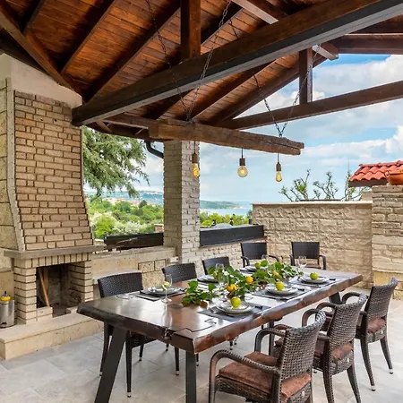 Луксозна вила Apple - 3 Bedroom Luxury With Prv Pool & Bbq *