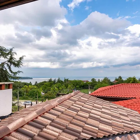 Apple - 3 Bedroom Luxury With Prv Pool & Bbq Луксозна вила